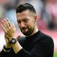 Francesco Farioli não escondeu a emoção após campeonato perdido
