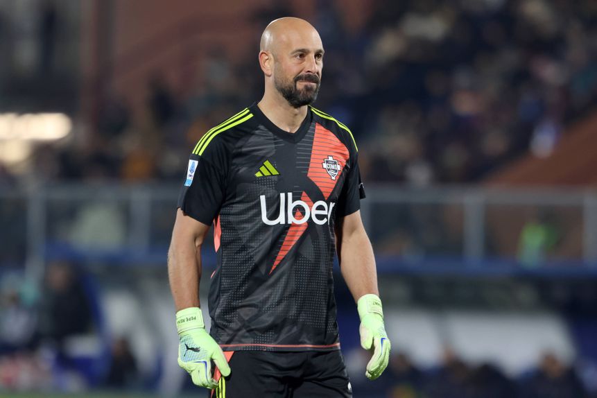 Pepe Reina despede-se dos relvados nos italianos do Como