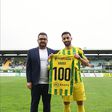 Eduardo Silva (aqui na homenagem ao centenário de Xavier) deve abraçar um novo projeto em 2025/2025 (Foto: Tondela)