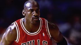 Equipamento de Michael Jordan de 1992/93 vendido por mais de 2 milhões de euros