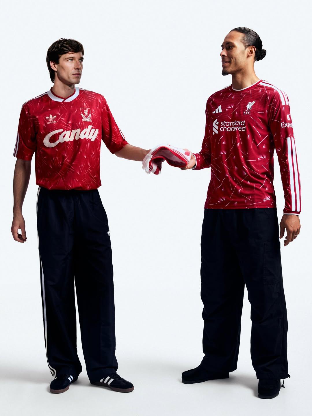 Nova camisola do Liverpool para 2026/27 - Alan Hansen e Van Dijk