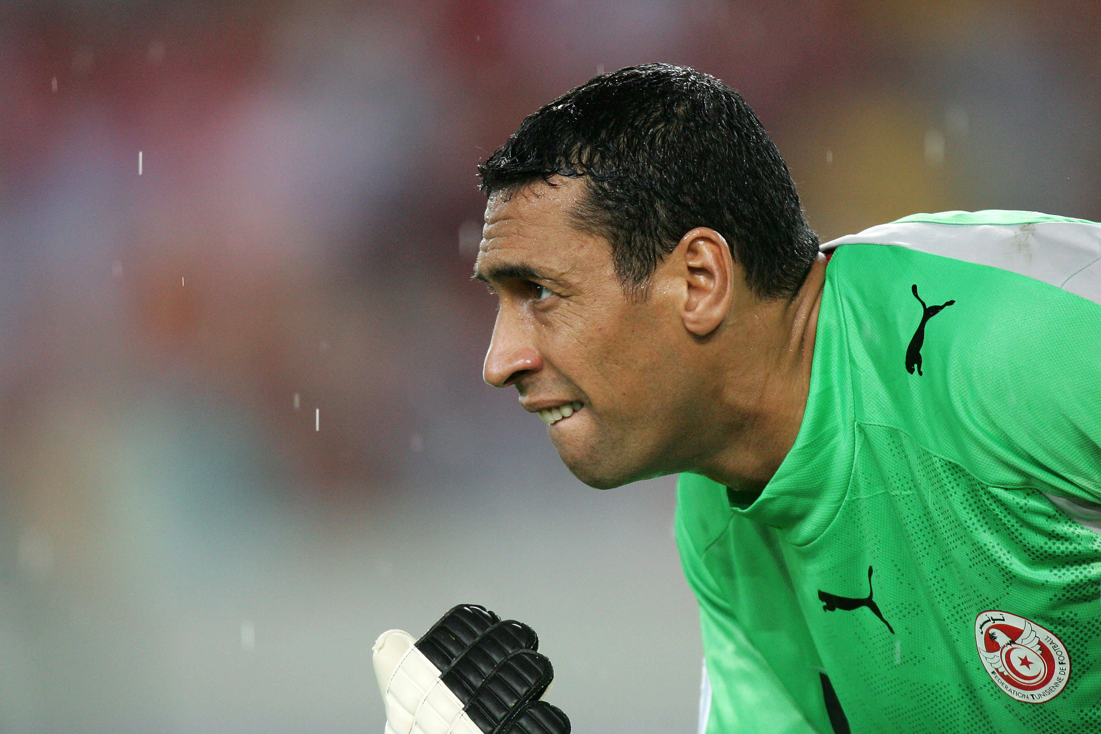 Ali Boumnijel jogou pela Tunísia no Mundial 2006 com 40 anos e 71 dias (IMAGO)