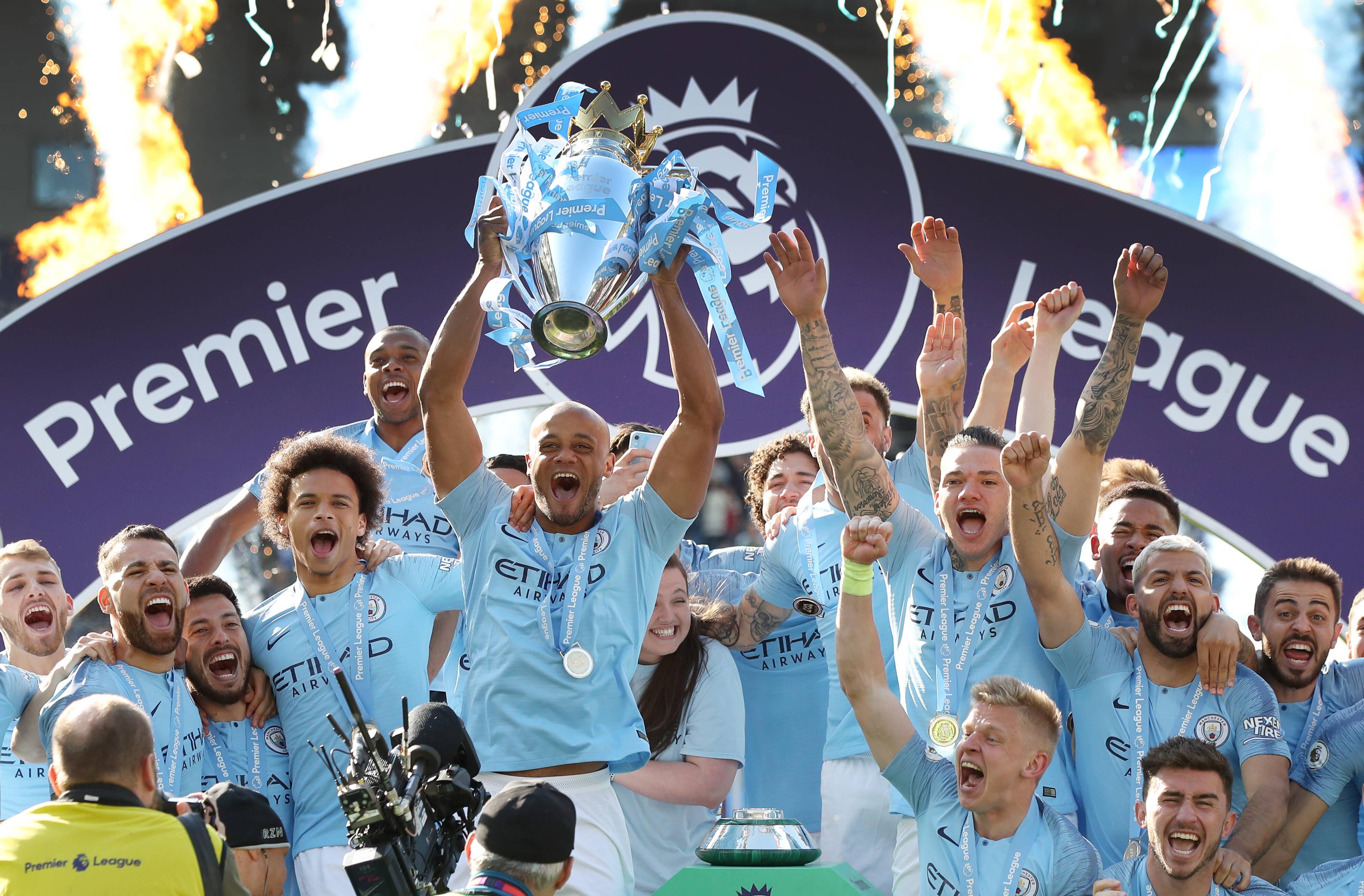 2018/19 - a Premier League mais renhida de sempre, o Manchester City foi campeão com 98 pontos, mais um que o Liverpool (foto: IMAGO)