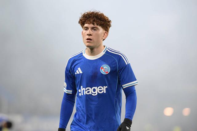 Valentín Barco, jovem médio do Estrasburgo