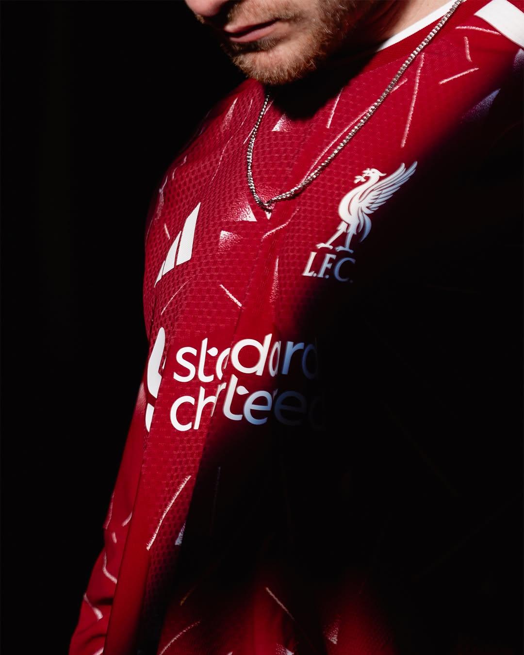 Nova camisola do Liverpool para 2026/27
