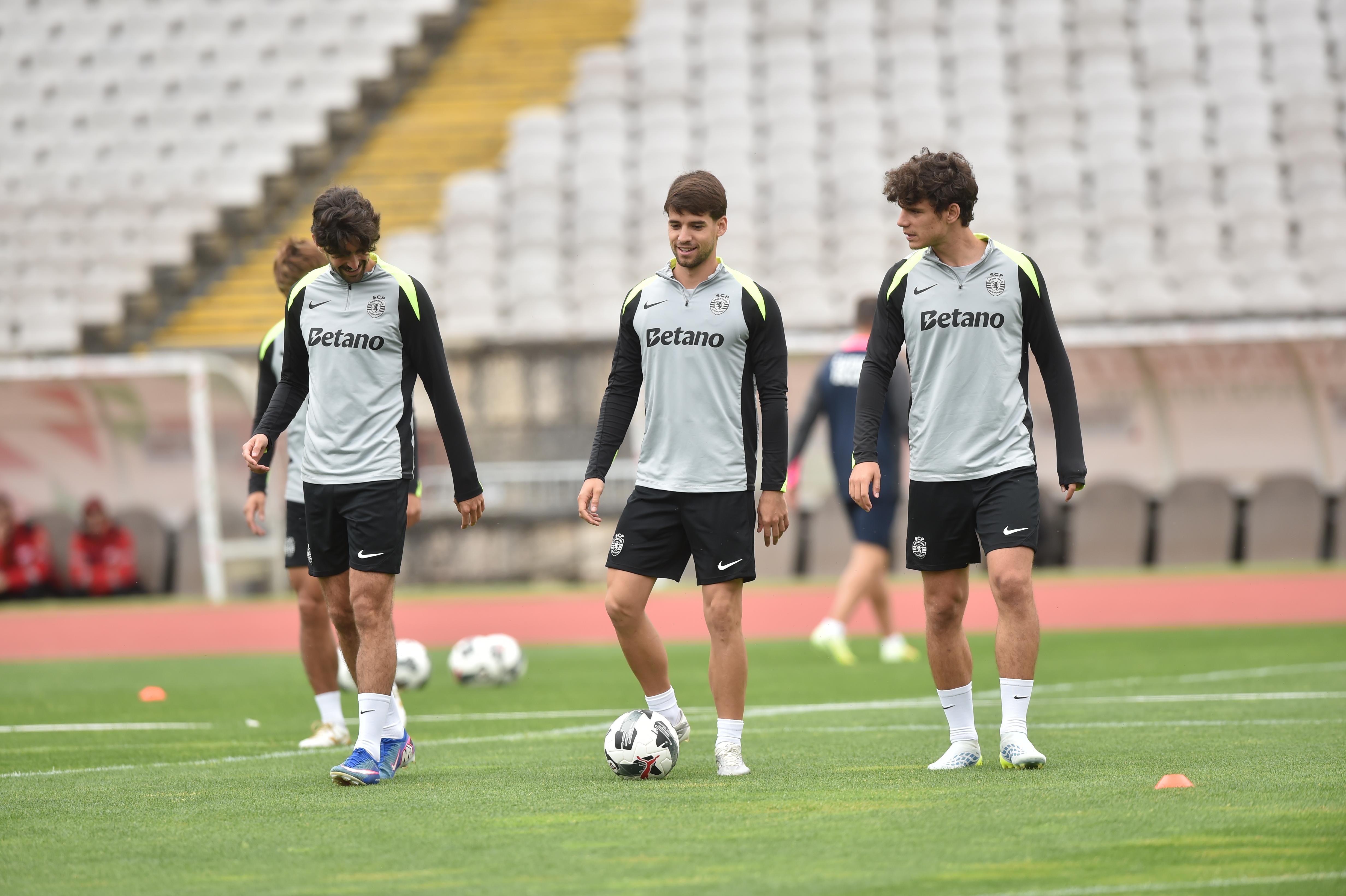 Trincão, Daniel Bragança e Quaresma trabalharam com o grupo e serão apostas para domingo - Foto: MIGUEL NUNES