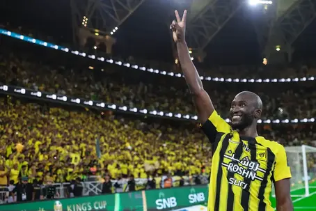 Danilo Pereira elogia Villas Boas