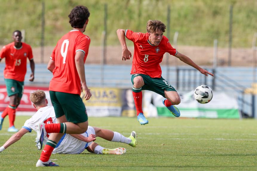 Seleção portuguesa de sub-16 bateu a Chéquia, em Bragança - Foto: FPF