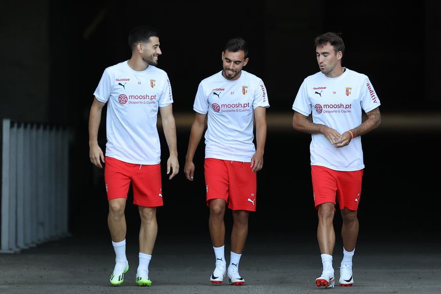 Pizzi com Ricardo e André Horta quando jogavam juntos no SC Braga - FOTO EDUARDO OLIVEIRA/ASF