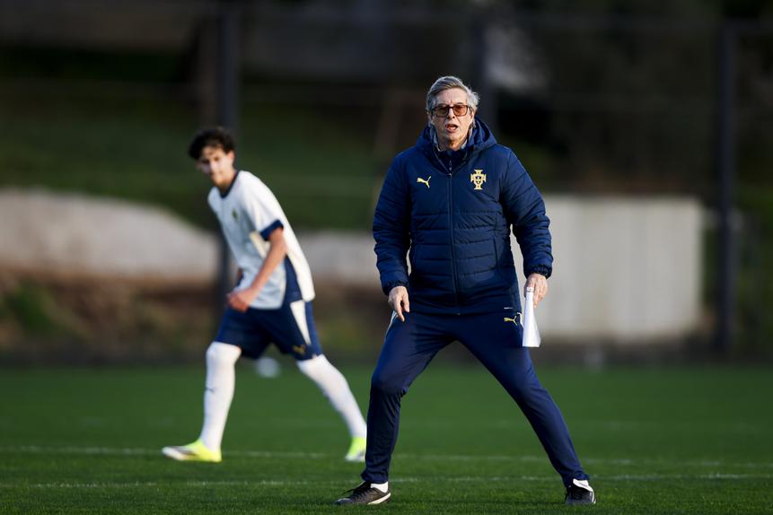 João Santos comanda os sub-15 lusos - Foto: FPF