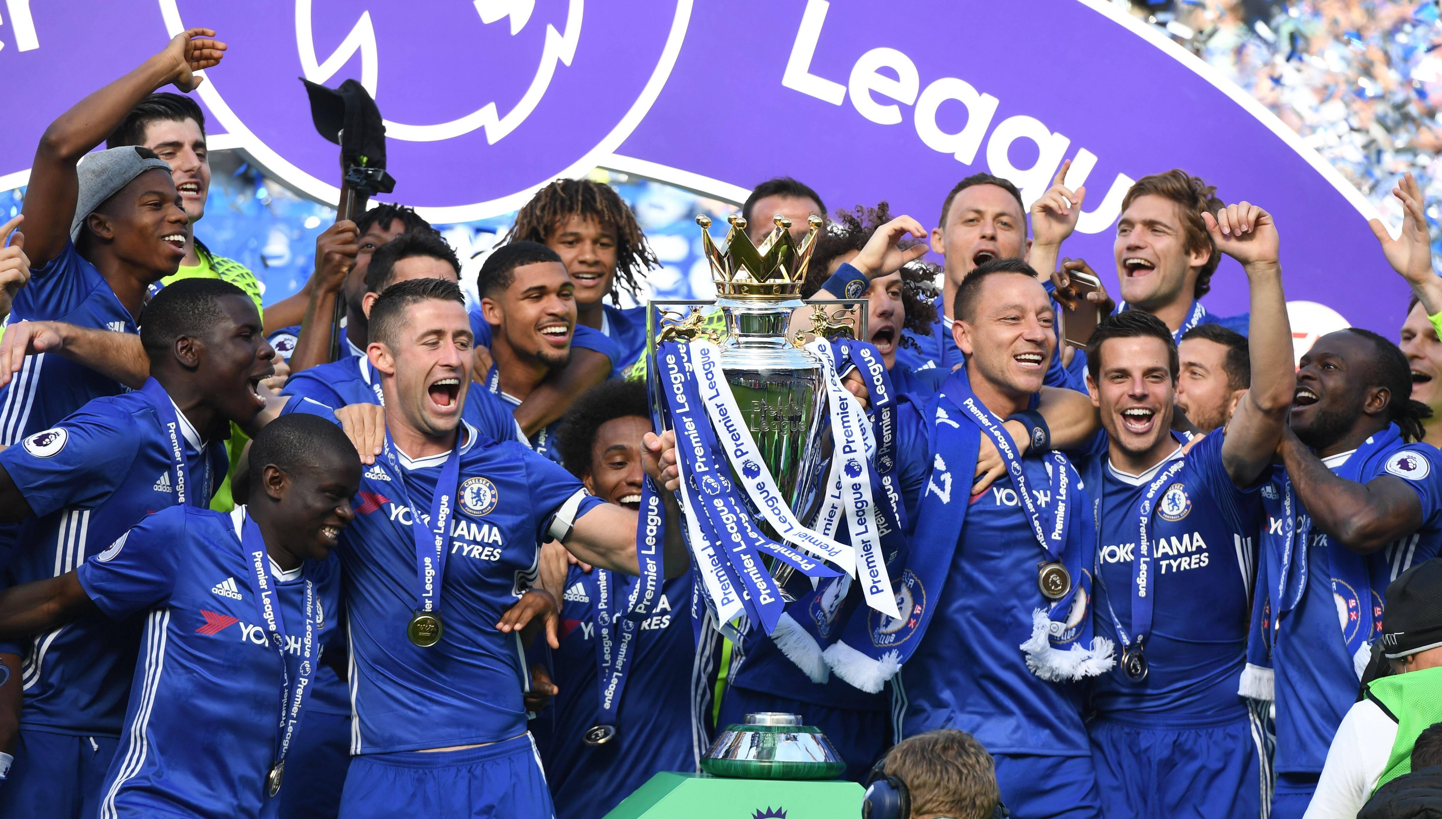 2016/17 - o 3x4x3 de Antonio Conte no Chelsea marcou uma nova era na Premier League (foto: IMAGO)