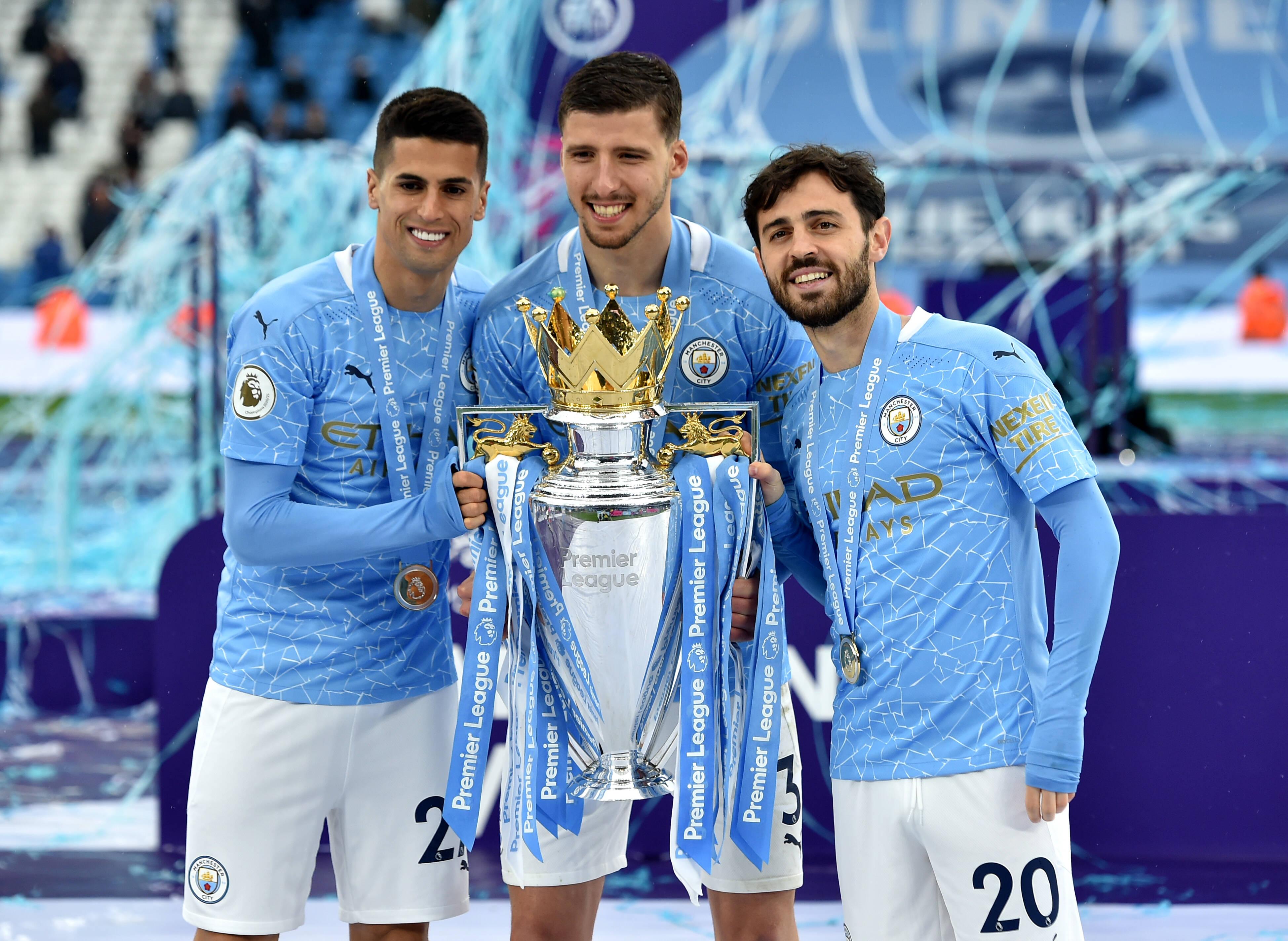 2020/21 - Manchester City, com João Cancelo, Rúben Dias e Bernardo Silva (foto: IMAGO)