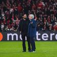 José Mourinho a falar com Álvaro Arbeloa na Luz