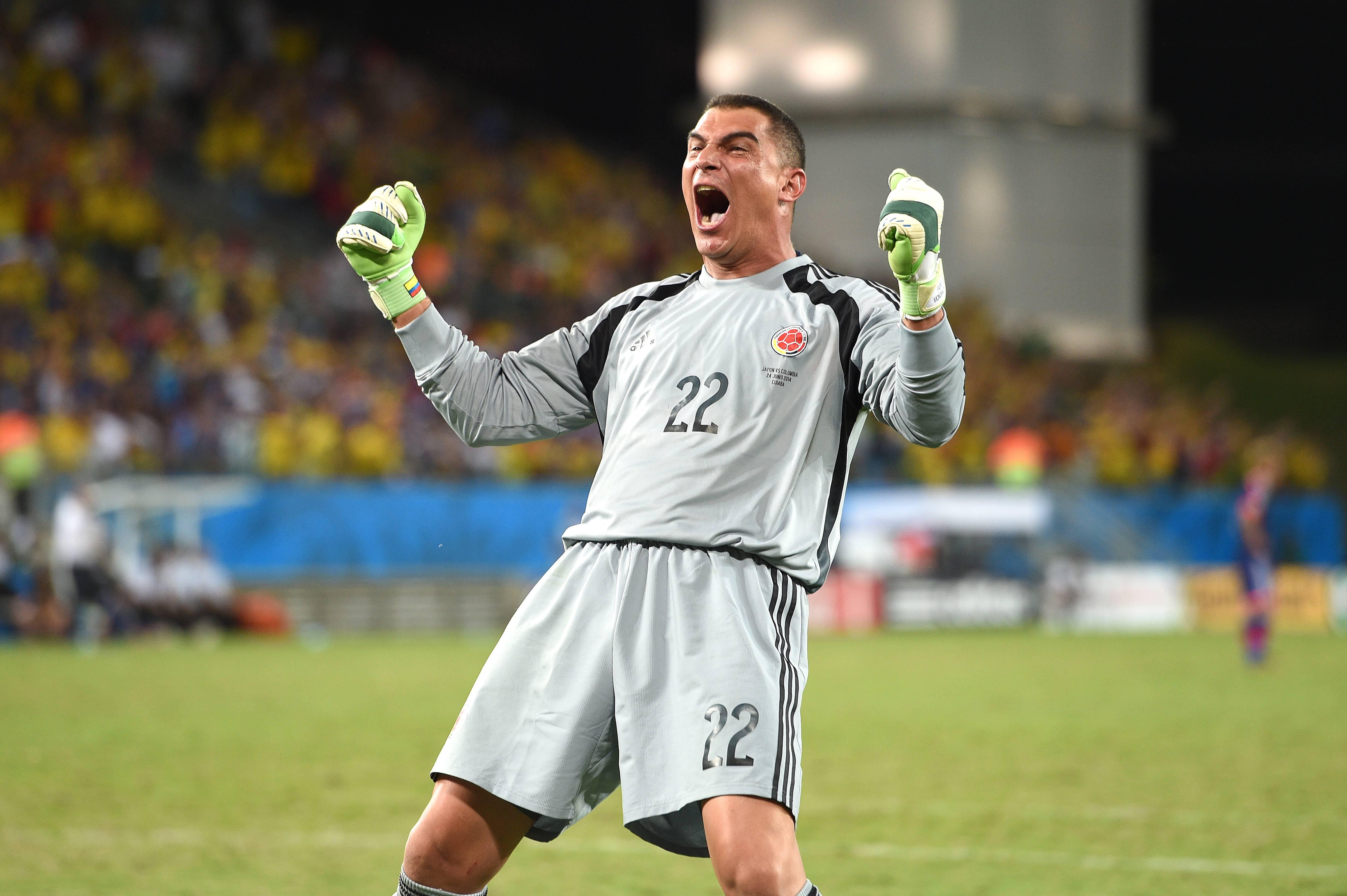 Faryd Mondragon jogou pela Colômbia frente ao Japão no Mundial 2014 com 43 anos e 3 dias de idade (IMAGO)