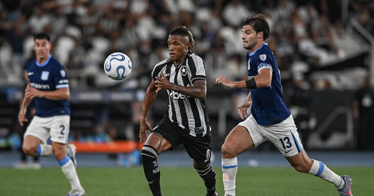 Após ser convocado para o Mundial, Danilo é afastado do Botafogo