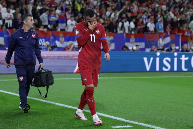 Afinal, Kostic irá falhar o resto do Euro 2024