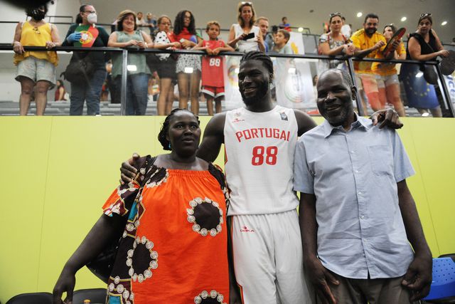 Neemias Queta: «O meu pai só queria que eu fosse alguém»