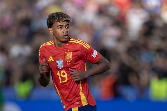 Lamine Yamal: «Espero que os meus professores estejam a acompanhar e me aprovem»