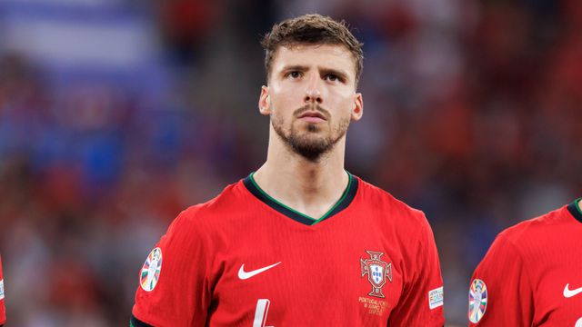 Rúben Dias fala sobre os 'altos e baixos' de António Silva