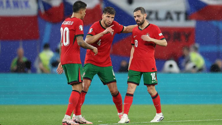 Eurolândia, dia 5: a reinvenção de Portugal, paixão, talento e alma anti-tática no Turquia-Geórgia