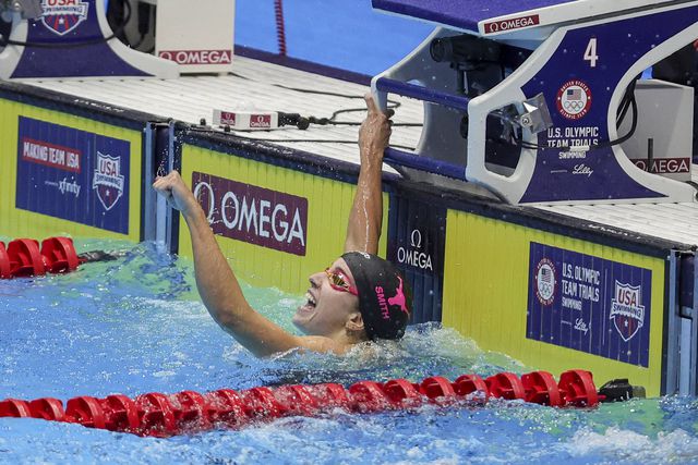 Regan Smith bate recorde mundial dos 100 m costas