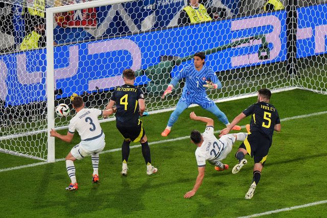 Escócia e Suíça não desatam empate (crónica)