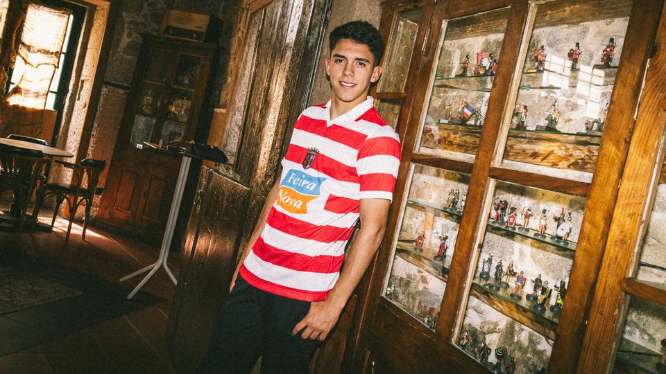 SC Braga: Thiago Helguera à procura de afirmação