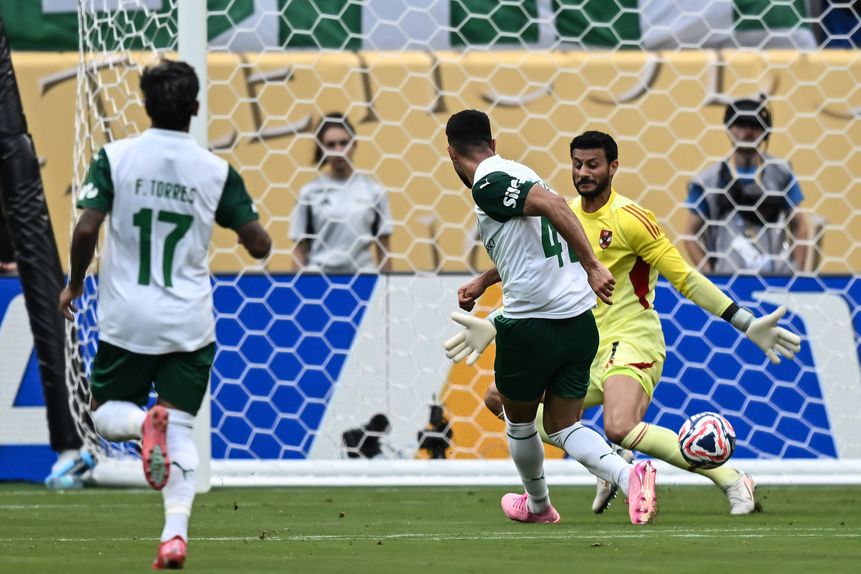 Flaco López marcou o segundo golo do Palmeiras frente ao Al Ahly (FOTO IMAGO)