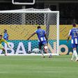 Samu marca de penálti frente ao Inter Miami. Foto: Catarina Morais/Kapta+