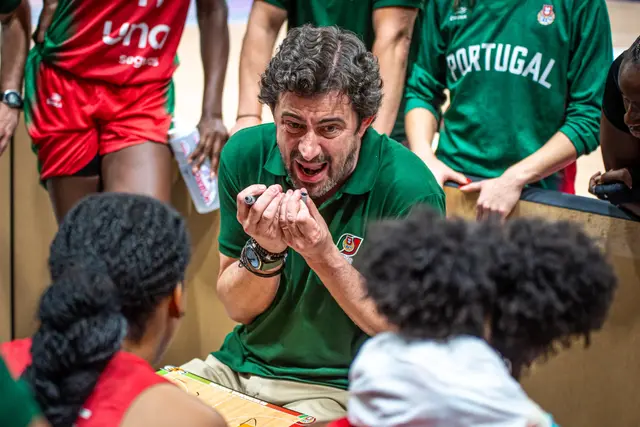 Ricardo Vasconcelos, treinador da Seleção feminina de Portugal no Europeu de basquetebol