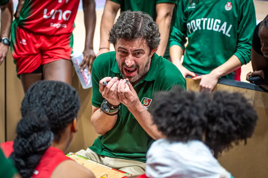 Ricardo Vasconcelos, treinador da Seleção feminina de Portugal no Europeu de basquetebol