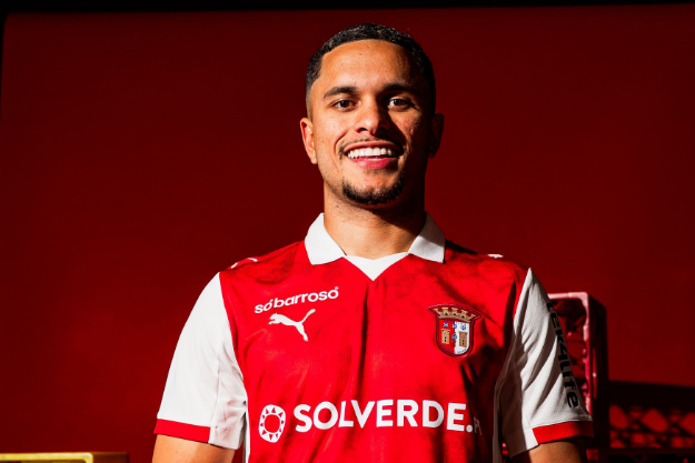 Gabriel Silva foi contratado pelo SC Braga ao Santa Clara — Foto: SC Braga