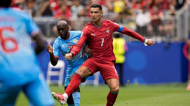 «Se Ronaldo for titular, o meio-campo tem de mexer»