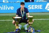 Bastoni foi campeão italiano e venceu a Taça de Itália pelo Inter esta época