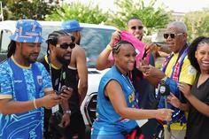 Família de Vozinha reunida para apoiar o fenómeno de Cabo Verde