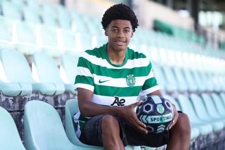 Mário Wilson veste a listada verde e branca há cinco anos - Foto: Sporting CP