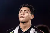 Gabriel Índio, central de 17 anos