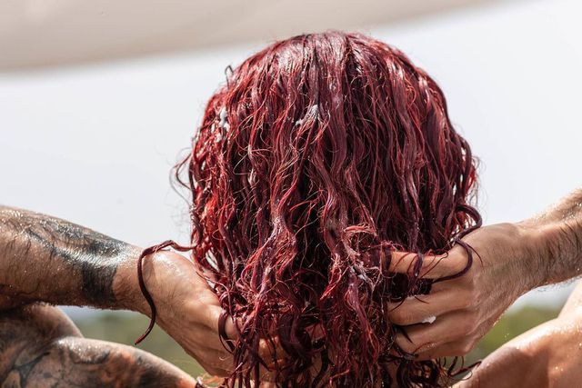 Fotos: Cucurella tem novo 'look', como prometido