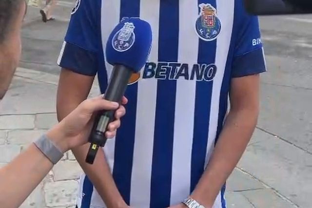 Adepto iraniano assume amor ao FC Porto por causa de Taremi