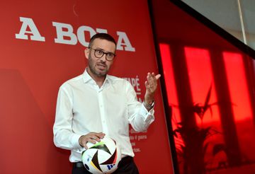 «Rui Costa precisa de equipa renovada na Direção do Benfica»