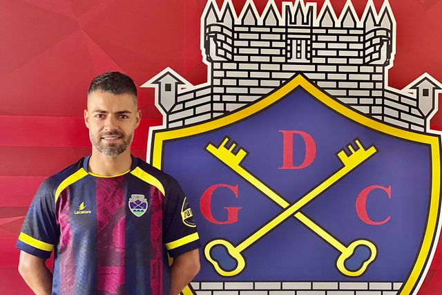 Oficial: Carraça renova pelo Chaves