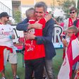 Noronha Lopes esteve com cerca de 150 benfiquistas em Quarteira