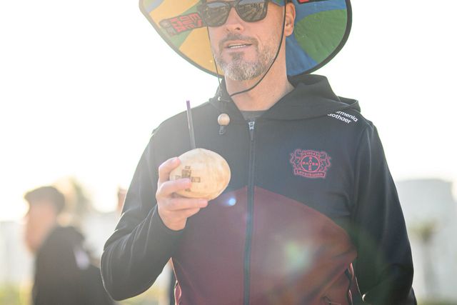 Ten Hag à chegada ao estágio no Brasil (X/Bayer)