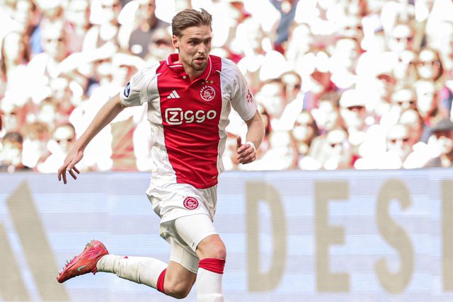 Mercado FC Porto: Kenneth Taylor pressiona Ajax a ouvir propostas