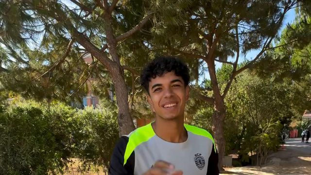 Jogadores do Sporting à prova com... 'pedra, papel ou tesoura' (vídeo)