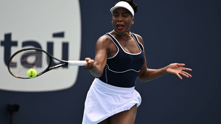 Aos 45 anos, Venus enfrenta adversária que ainda não tinha nascido quando venceu Wimbledon