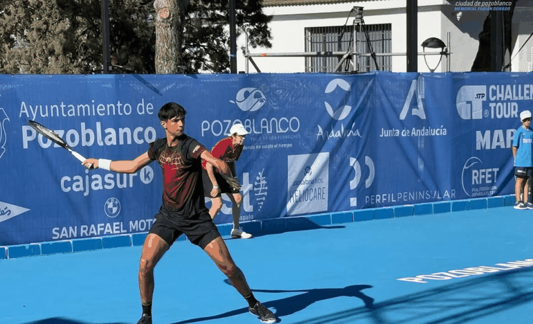 Tiago Pereira eliminado na estreia em meias finais