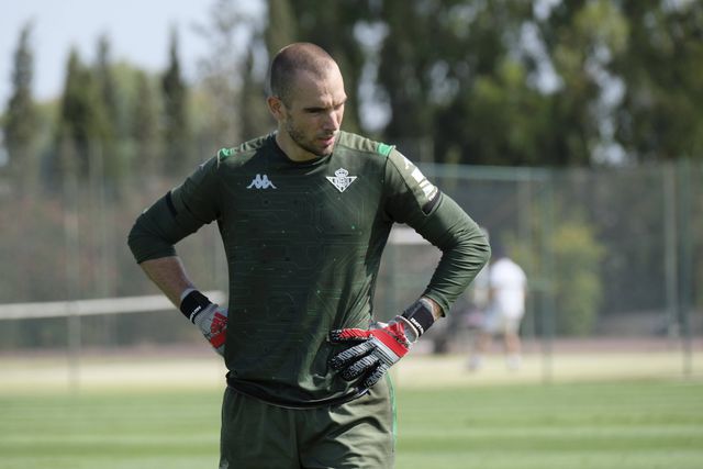 Pau López jogou pelo Betis em 2018/19