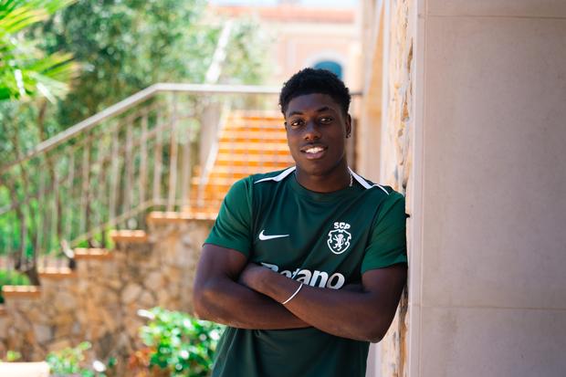 Doumbia sorri com o facto de ir disputar a Champions em 2026/27