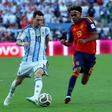 Messi e Yamal (IMAGO)